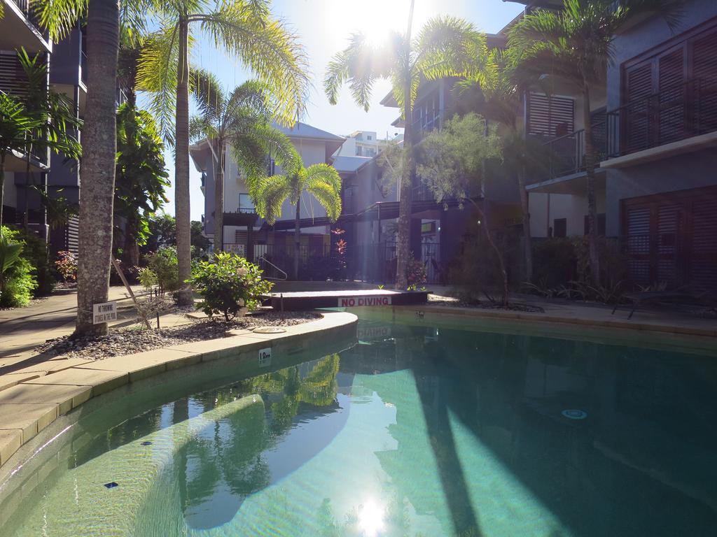 Southern Cross Atrium Apartments Cairns Exterior photo